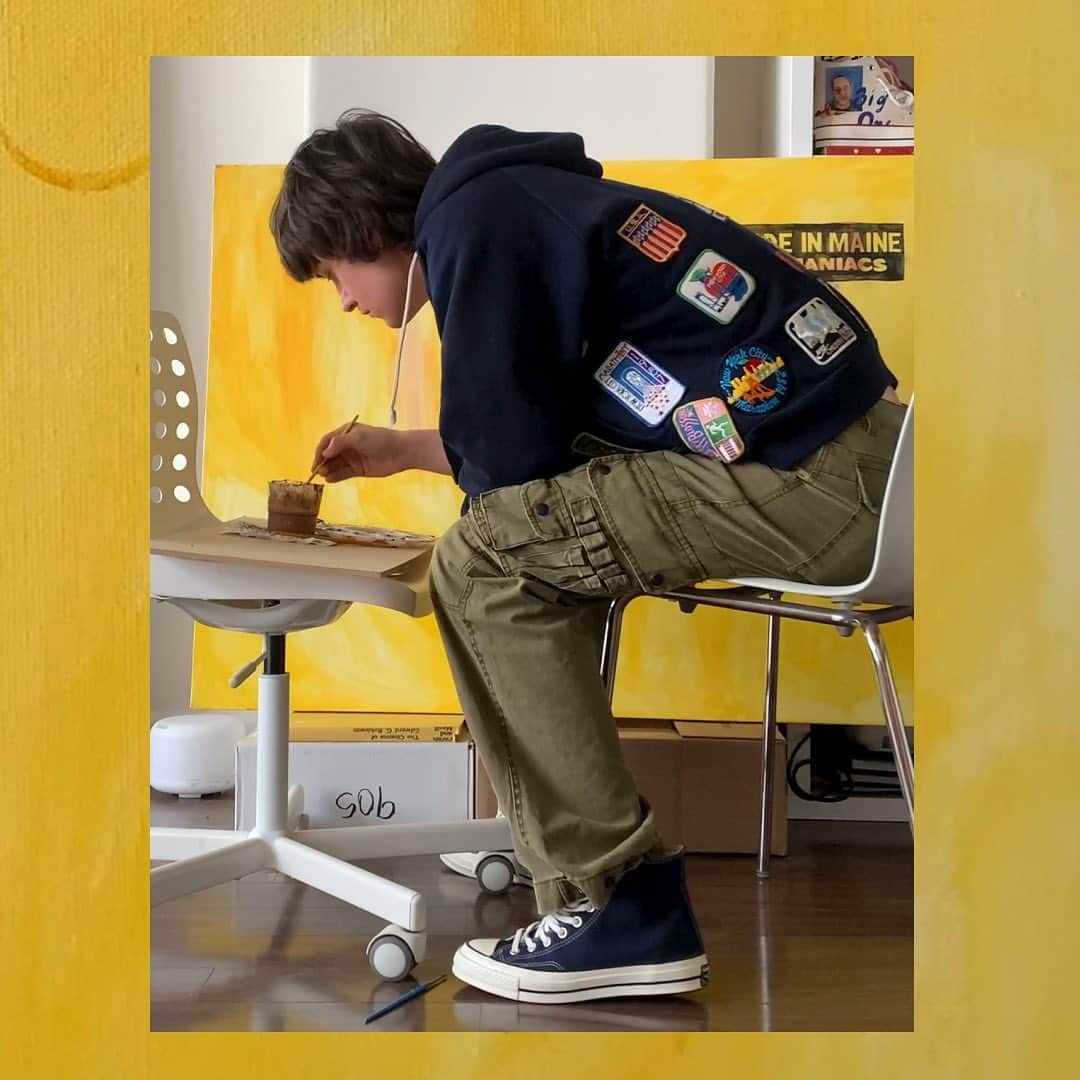 converseさんのインスタグラム写真 - (converseInstagram)「Dropping tomorrow on IGTV, @spencermcmullen will give this community a behind the scenes look at how he has been staying creative and inspired while at home. Tune in at 12pm EST. #CreateAtHome #WeAreAllStars」5月9日 23時00分 - converse