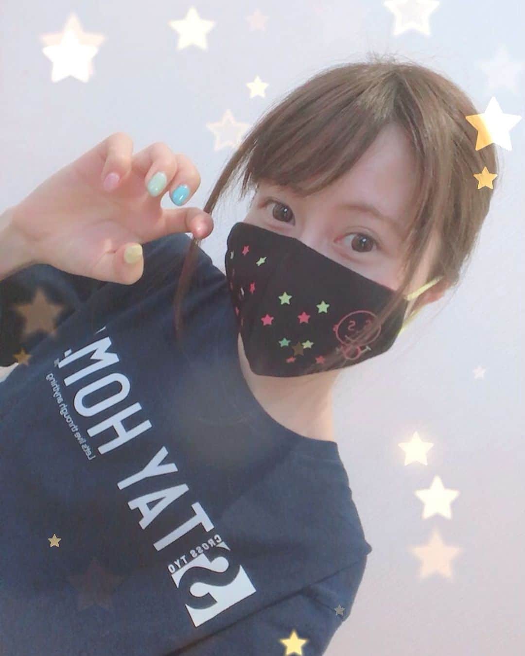 佐藤もも子のインスタグラム：「‪黒マスク🖤🖤🖤‬ ‪#マスク　#scrosstyo #アパレルブランド　#モデル　#ステイホーム　#stayhome ‬#tシャツ」