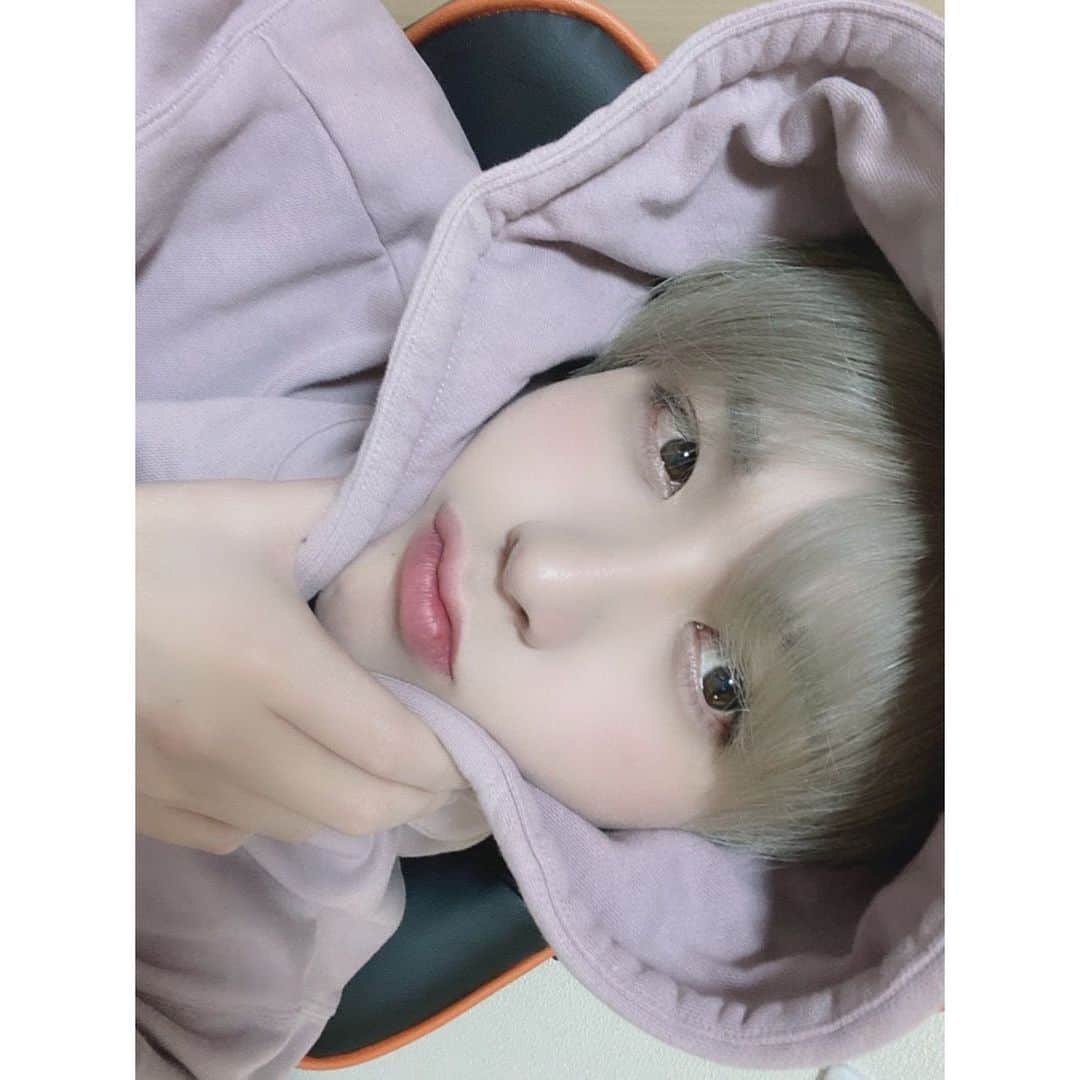 HIROTOのインスタグラム：「#ivvy #hiroto #selca #photo #jpn #artist #me #l4l #팔로우 #셀카 #instagram #instagood #instasize」