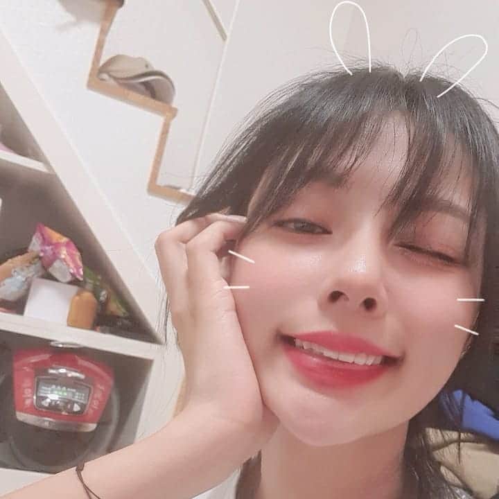 ディのインスタグラム：「힣」