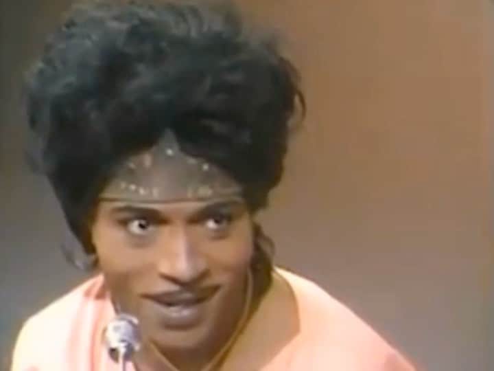 メイヤー・ホーソーンのインスタグラム：「RIP to the KING 👑 Little Richard forever in the soul of the World.」