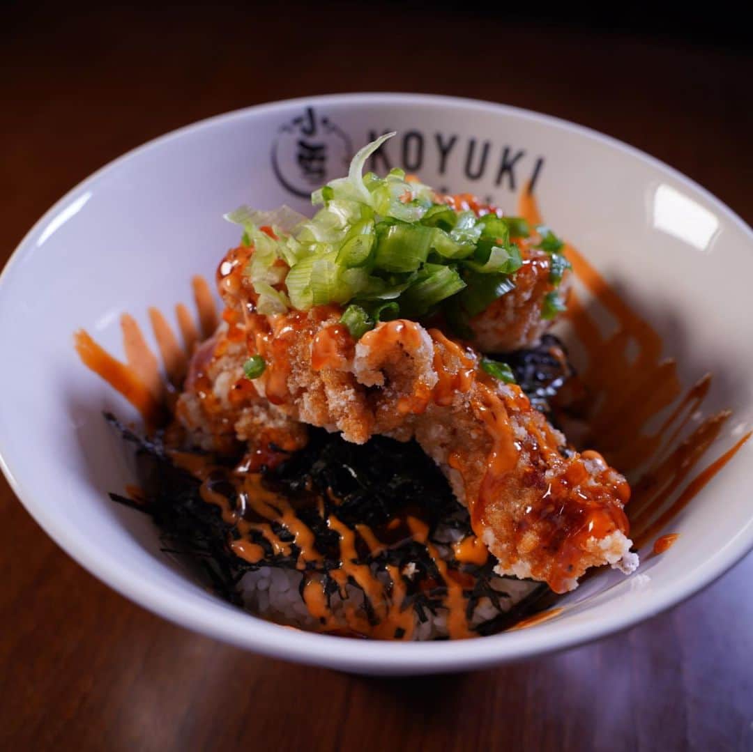 Koyukiさんのインスタグラム写真 - (KoyukiInstagram)「Karaage-Don($8.95) Now available “take out”(call directly), foodora, and Uber eats😊  Open everyday, 11:30-20:30, Order by phone, 694-695-9177 or walk-in.  #koyukiramen #vancouvergiveaway #giveaway #yvreats #yvrfoodie #604now #604eats #vancouverfoodie #vancityeats #vancouvereats #dishedvan #robsonstreet #ramenlover #ramennoodles #japanesefood #visitjapan #foodcouver #eatcouver #foodphotography #foodielife #dailyfoodfeed #f52grams #japanesenoodles #noodlelover #narcityvancouver #curiocityvan#crunchvancouver #vanfoodie #eatwithme」5月6日 9時08分 - koyukikitchen