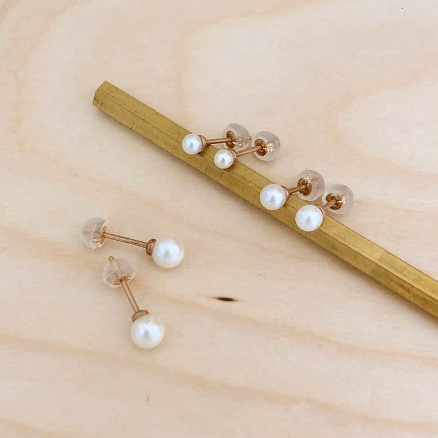 ミキアさんのインスタグラム写真 - (ミキアInstagram)「mikia Akoya pearl collection #mikiajewelry #akoyapearl #gold #necklace #ring #earrings  #あこや真珠 #ネックレス #リンク #ピアス」5月6日 10時06分 - mikiajewelry