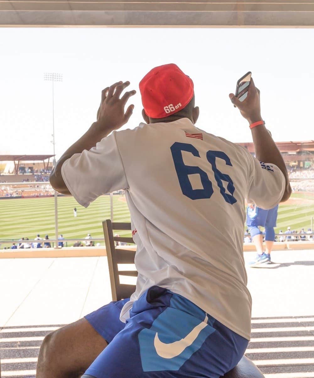 ヤシエル・プイグのインスタグラム：「While we wait for baseball, the ones that cannot wait are our communities hit hardest by #COVID19.  We haven’t stopped helping during the crisis because now more than ever it is our responsibility to make a difference. Join me this #GivingTuesdayNow to raise funds for communities and essential workers who need our help immediately.  I will match all donations made today on @wildhorsefdn’s GoFundMe page (LINK IN BIO)  Photo by @stage7photography」