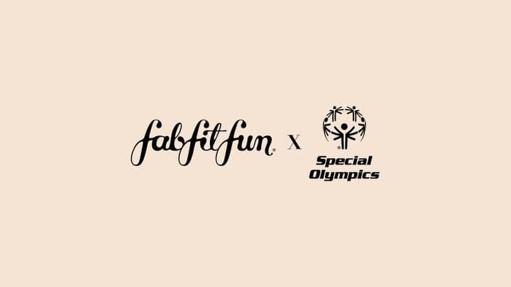 メリル・デイヴィスのインスタグラム：「#FabFitFunPartner - When I first began discussing my summer 2020 partnership with #FabFitFun, the world hadn’t yet turned upside down as a result of the Covid-19 pandemic and we in the athletic community were excitedly buzzing about the upcoming Tokyo Summer Games. Of course, the world is a different place, today and everything has taken a shift. I realize, however, that Fab Fit Fun’s partnership with the @specialolympics is more timely than ever, now as the organization turns its focus towards helping Special Olympians and their families to stay active and engaged while sports training, competitions, and opportunities to build meaningful connections through sport are postponed. Further, @fabfitfun is donating $10 to Special Olympics (through June 15) for each person who signs up using my code SUMMERMERYL (you will also receive $10 off your first box) at www.fabfitfun.com. While I always love my Fab Fit Fun boxes, this one has special significance and I hope you’ll enjoy each product as much as I do.」