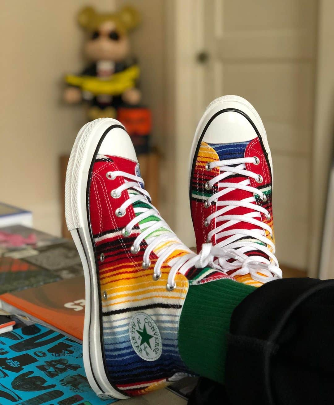 Mr. Tyさんのインスタグラム写真 - (Mr. TyInstagram)「Martes, Cinco de Mayo. @converse 70s only.  @converse_style #ct70 #theshoegame #taylorgang #soletoday #todayskicks #complexkicks #70s #ijustlikeshoes #converse #allstar #allstars #chucks #lifeinchucks @converse_style #instachucks #conversestyle #sarape #lovemychucks #1970schucks #mexicanblanket #conversefamily #チャックテイラー #serape #chucktaylors #converse70s #チャックテイラー70s  #weareallstars」5月6日 6時14分 - regularolty