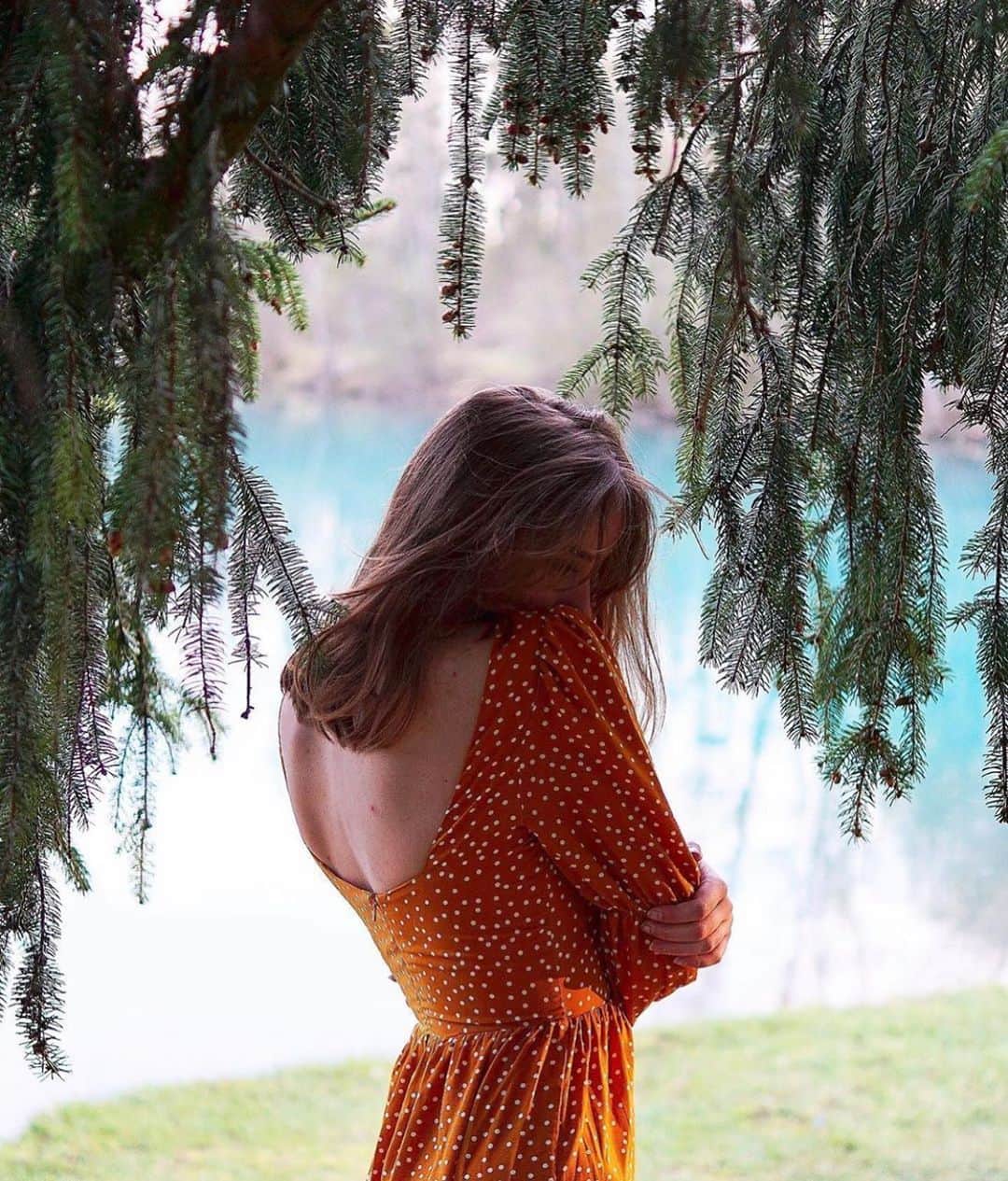 leslie & dani & harriのインスタグラム：「Picture by @ohhellus // #ftwotww  Love this shot 💕」