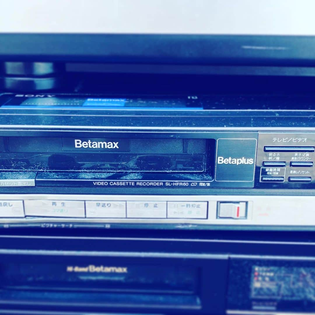 中野敬久さんのインスタグラム写真 - (中野敬久Instagram)「#video #beta #betamax #sony #garbage #hope」5月6日 8時43分 - hirohisanakano