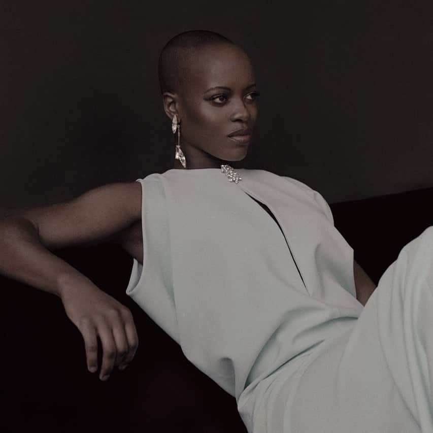フローレンス・カサンバのインスタグラム：「By @shotby_dianebetties #florencekasumba」
