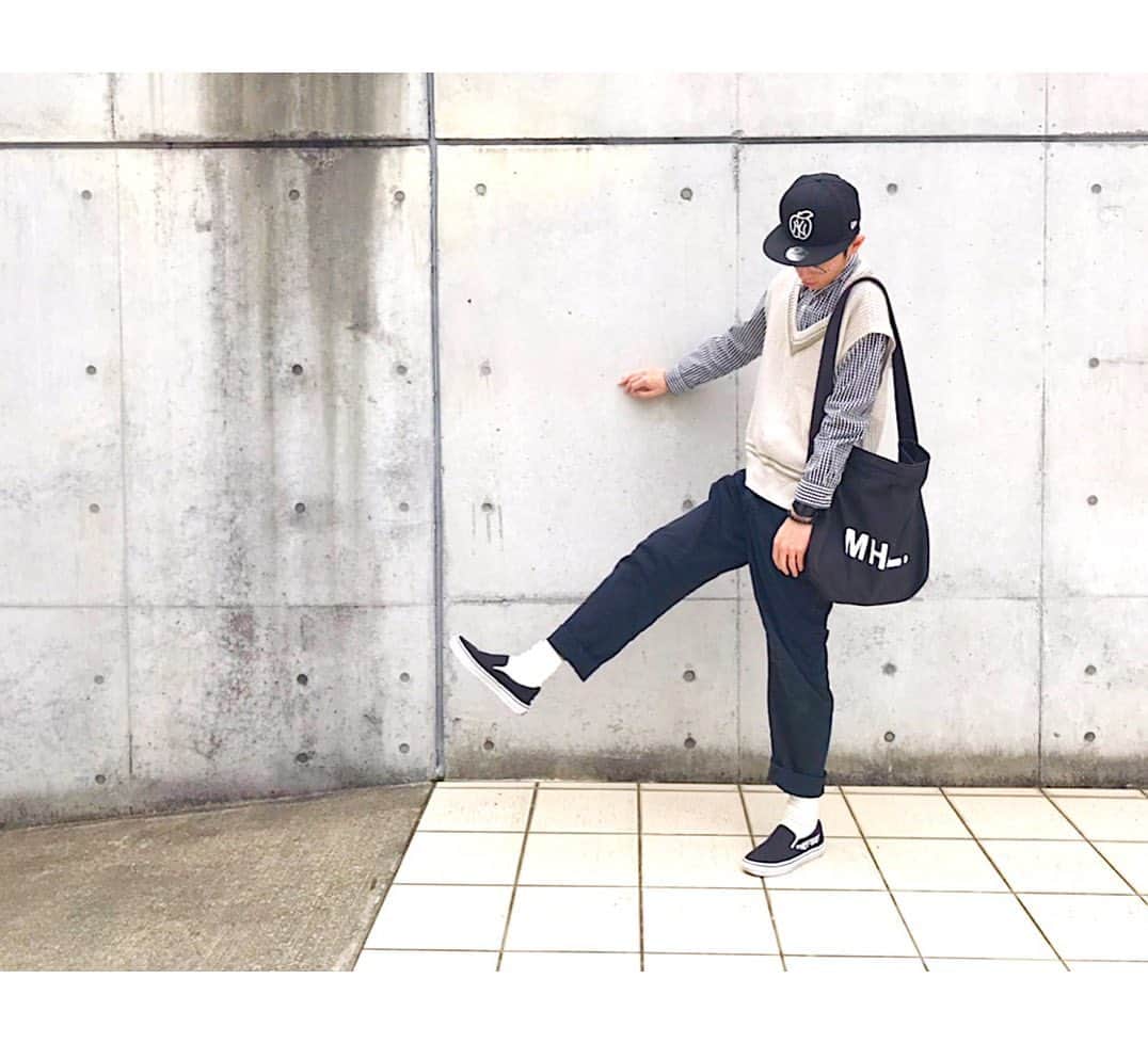 Yasuji Narutoのインスタグラム：「めっちゃ久しぶりに今日のコーデ  お気に入りを詰め込んでやりました」