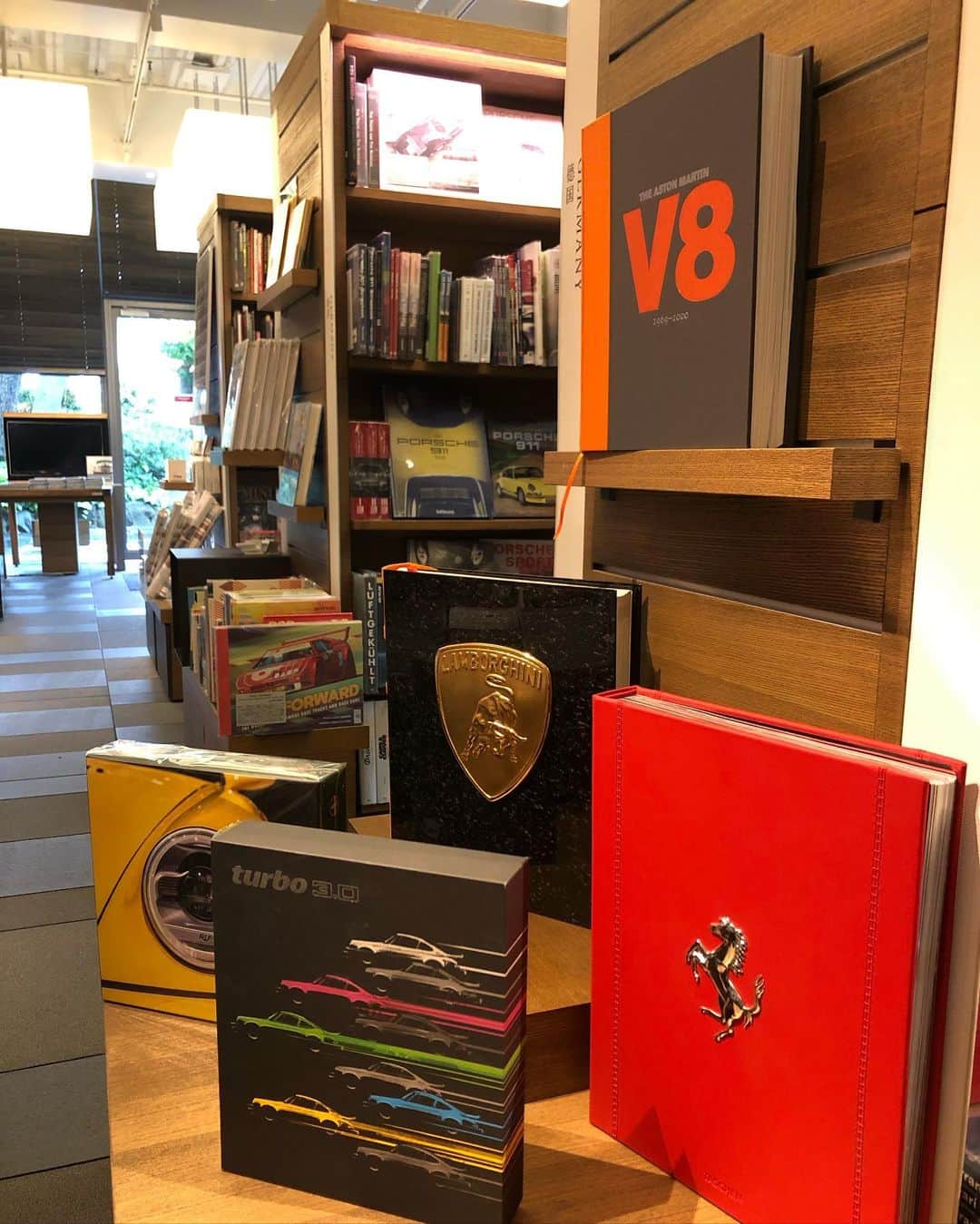 代官山 蔦屋書店　DAIKANYAMA T-SITEのインスタグラム