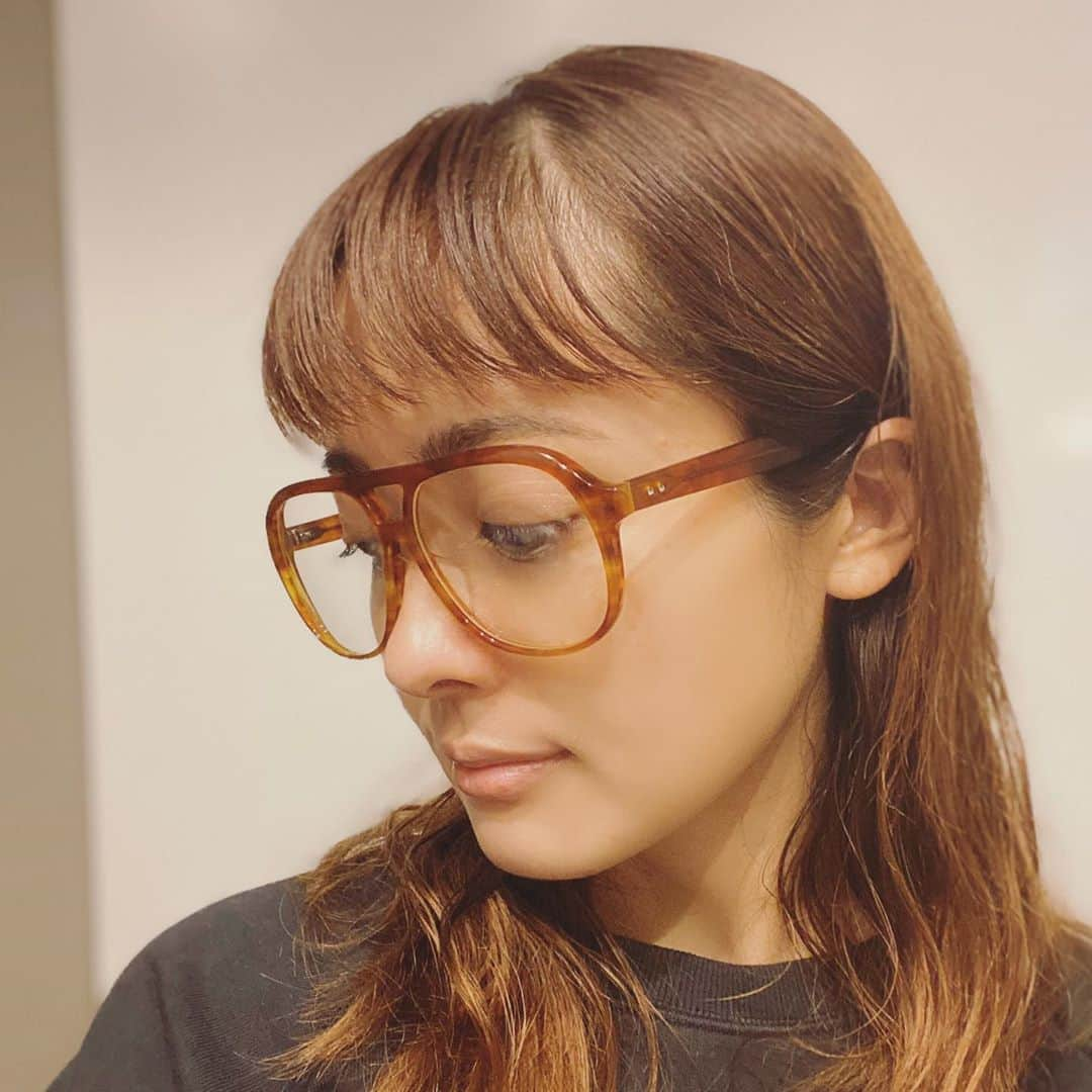 平山あやさんのインスタグラム写真 - (平山あやInstagram)「今日のメガネシリーズ👓  #stayhome #家にいよう #早く終息しますように  #家メガネ #メガネ女子 #today #followｍe」5月6日 15時42分 - aya_hirayama