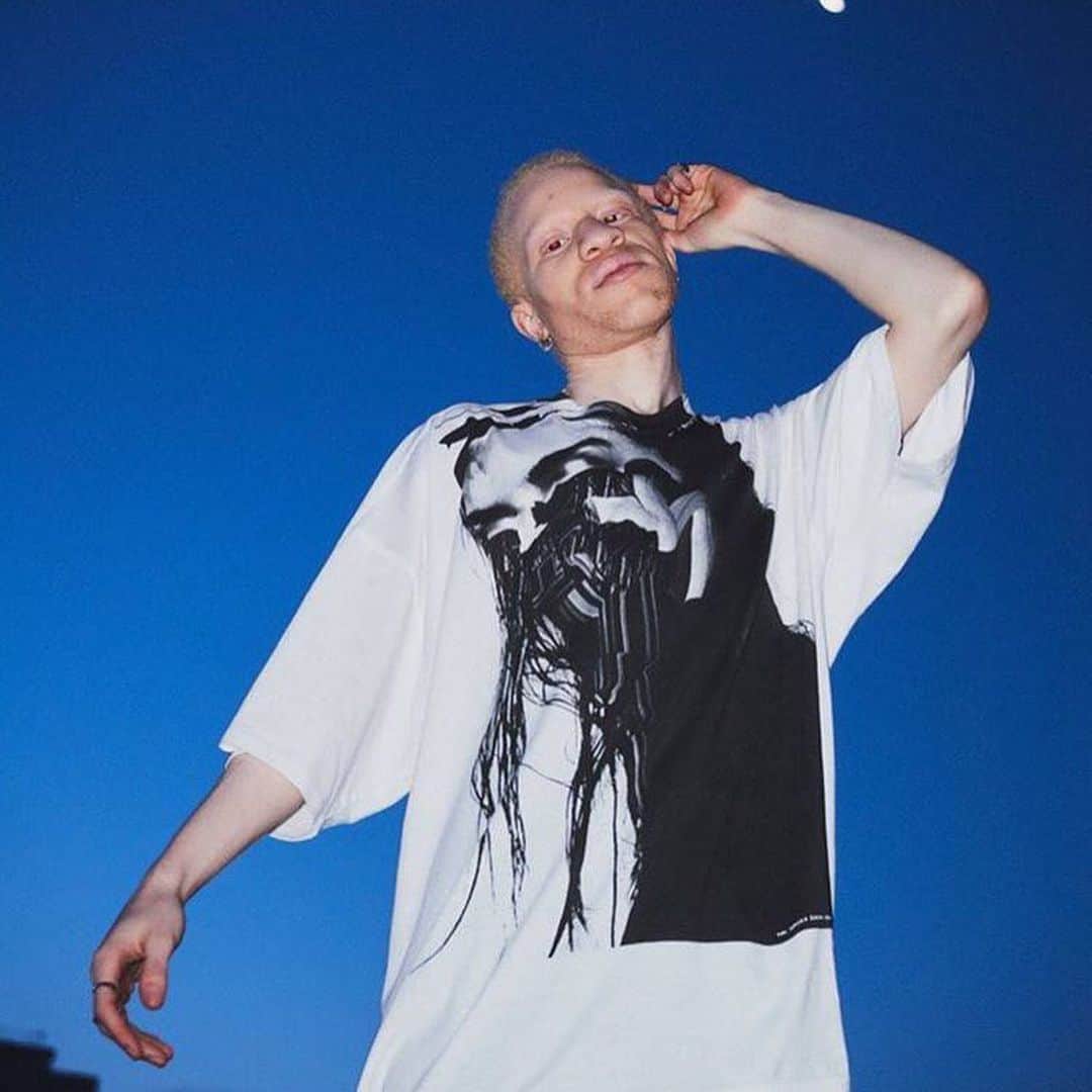 のインスタグラム：「@nils_emptyset x @jessedraxler now available at Online. _________________________ #lhp#nils#jessedraxler」
