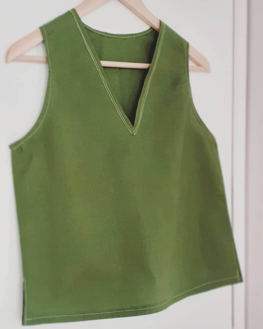 Irisのインスタグラム：「⠀ Grass green sleeveless top is ready for summer 🌱 (100% cotton) ⠀ ⒾⓇⒾⓈ #iris #style #fashion #beauty #instagood #love #inspiration #happy #cute #photooftheday #like4like #picoftheday #followme #me #follow #art #instadaily #friends #repost #fun #smile #sewing #handmade #mypieces #fitting #mood #doit #staytuned #irisisback」