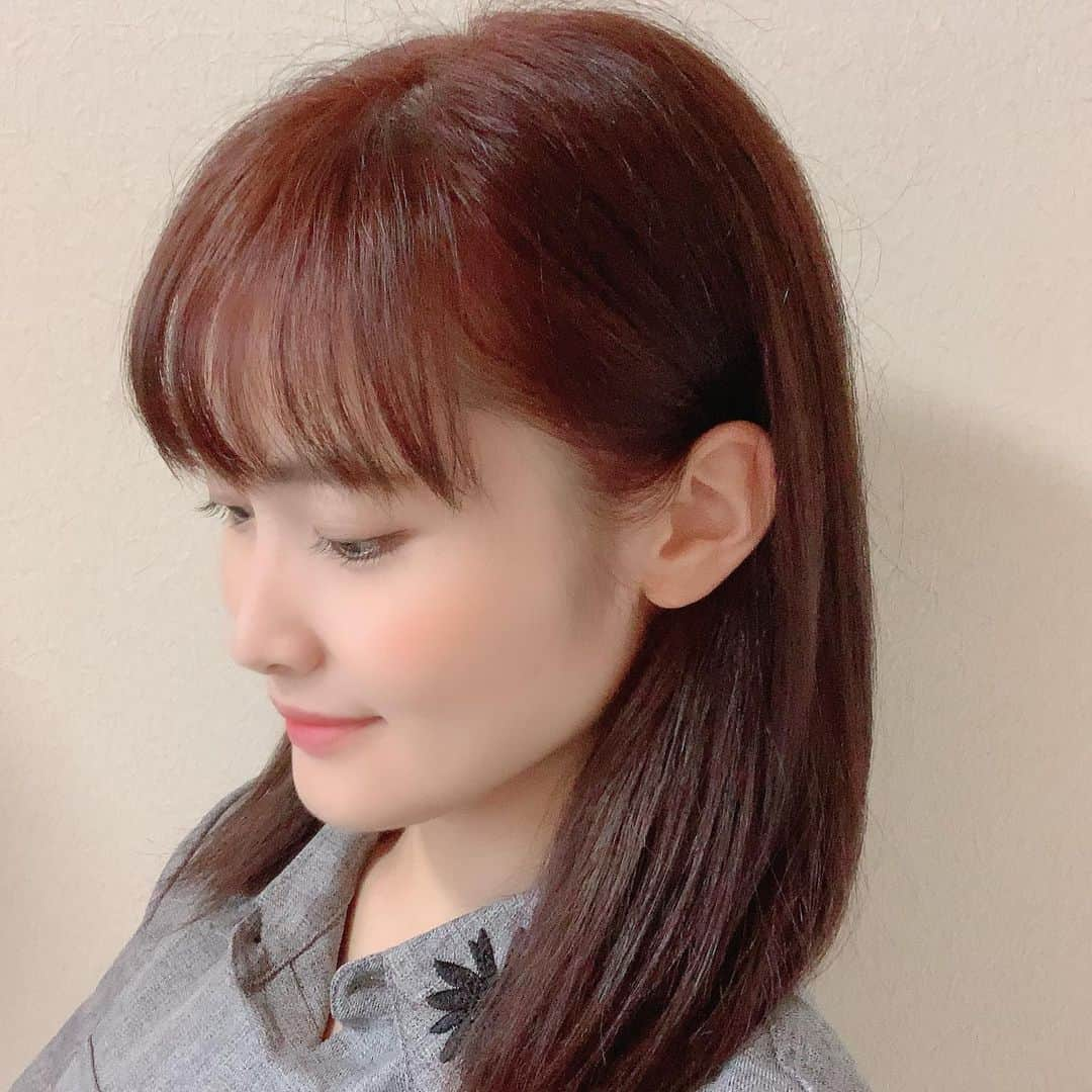 下垣真香さんのインスタグラム写真 - (下垣真香Instagram)「𓂃﻿ おうちでヘアカラー🤎﻿ ﻿ ▼Beautylabo ホイップヘアカラー さくらピンク ﻿ ﻿ 自粛期間、少しでも気分を上げる為におうちでヘアカラーしてみました！﻿ 泡で簡単にカラーが出来ました◎﻿ ﻿ ﻿ #stayhome #enjoyhome﻿ #ヘアカラー #おうちでヘアカラー #泡カラー #ビューティーラボ #さくらピンク﻿ #haircollar #cherryblossom #pink」5月6日 17時27分 - madoka_shimogaki