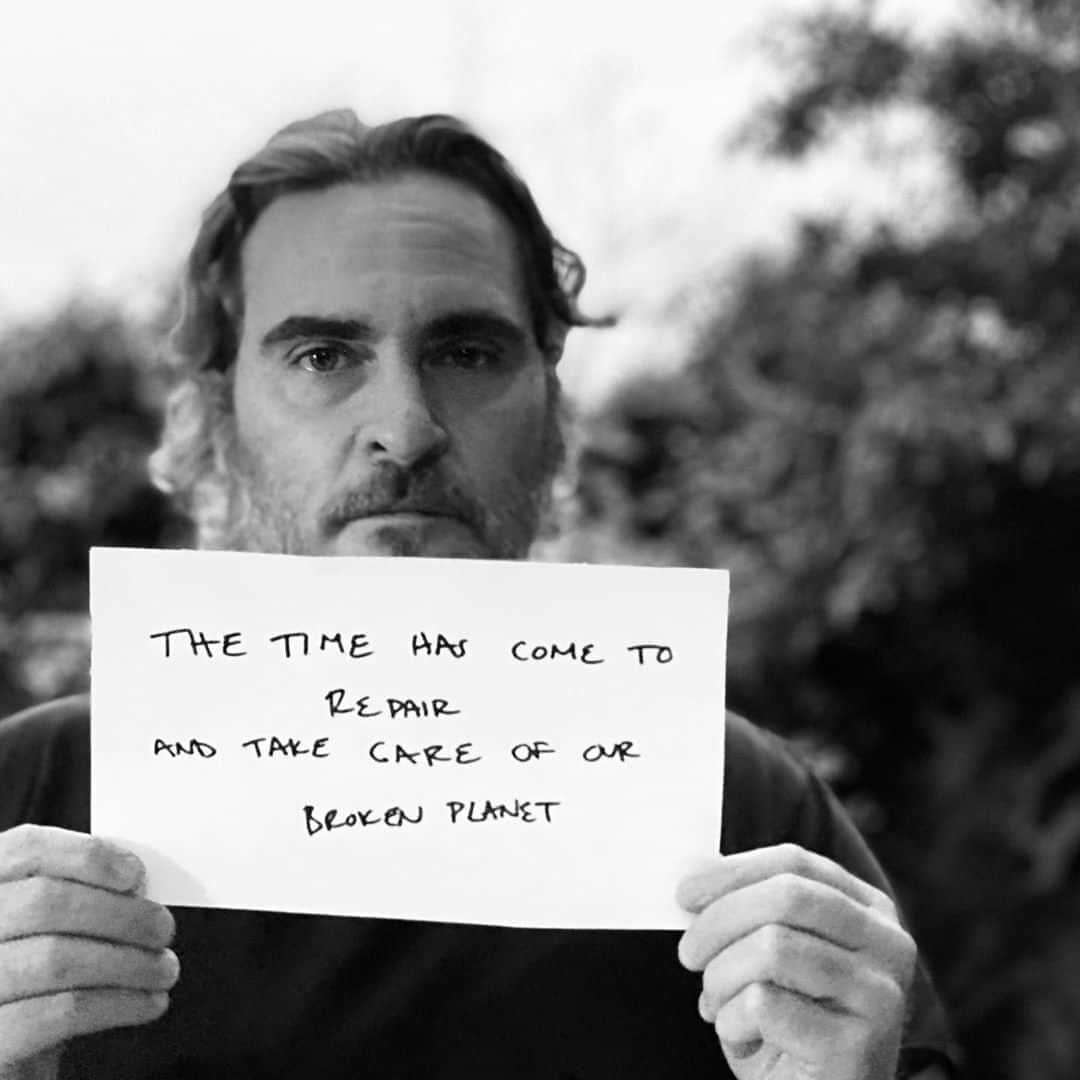 マリオン・コティヤールのインスタグラム：「Thank you #joaquinphoenix for joining the movement #thetimehascome @fondationnh #letempsestvenu」