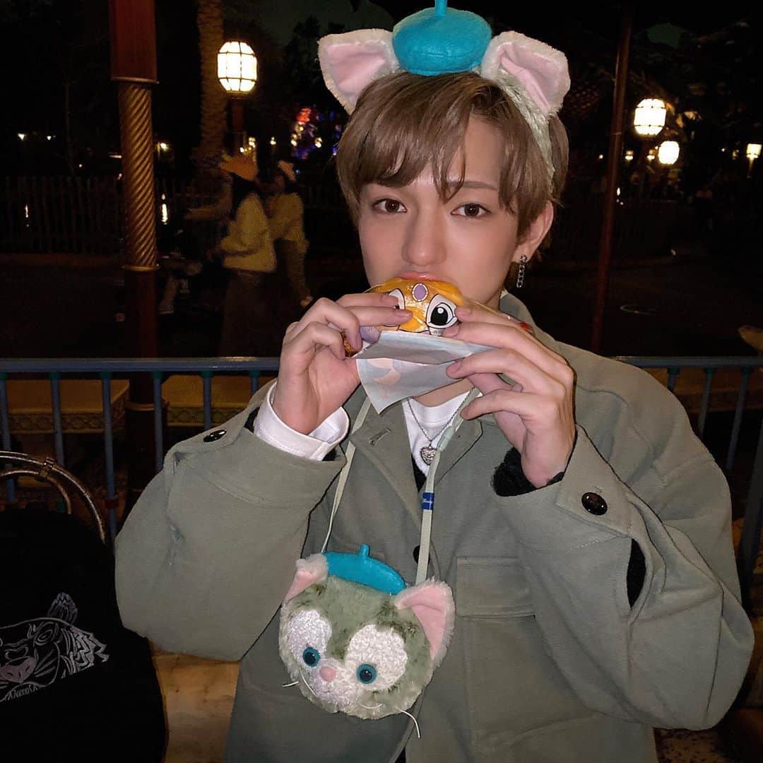 こんどうようぢのインスタグラム：「似たようなアングルはあるけど これは載せてないもん！インスタには！ (見苦しい言い訳)  #昔の載せたか載せてないか覚えてない写真を載せる」
