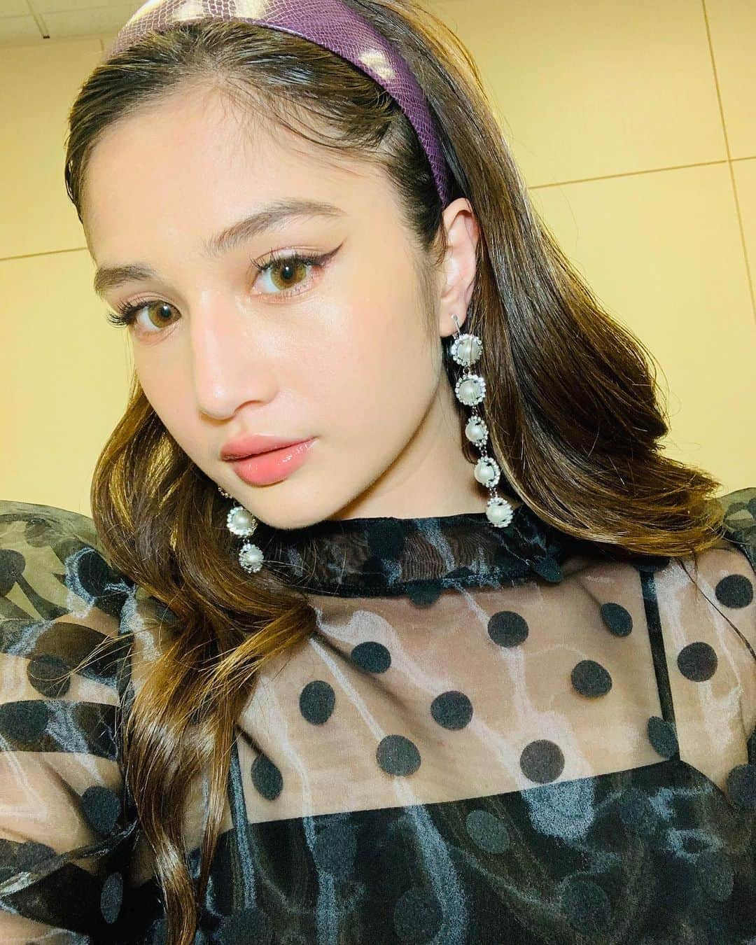 Takiさんのインスタグラム写真 - (TakiInstagram)「Channeling my inner Blair Waldorf ❤️ @popteen_official  みた？かった？☺️😆Stay safe,stay home😘 Xoxo Taki ❤️」5月6日 20時36分 - taki_faky