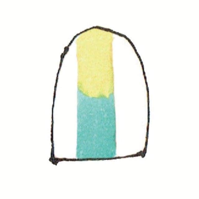 美的 Biteki's official Instagram! さんのインスタグラム写真 - (美的 Biteki's official Instagram! Instagram)「＼おうちネイルを楽しもう♡／ 【簡単セルフネイル｜くすみ色の縦のバイカラーがおしゃれ♪】 ・ 今、話題の“塗りかけネイル”。 塗りかけネイルとは、テクニックも、特別なアートグッズもいらない簡単アートのこと。 今回はくすみカラー2色を使った簡単グラデーションネイルをご紹介します♪ くすみ色のコンビネーションなら格段にあか抜けますよ！ おうち時間が増えている今、ポップなネイルに挑戦して指先からHAPPYになりましょう♡ ・ （使用したアイテム＆ネイル方法はスワイプしてチェック→） ・ ＼使用アイテムはコチラ／ SHISEIDO ネイルエナメル ピコ 08 4g　￥1,000（2枚目・限定発売） ダークグレーの中でチラチラと輝くラメは星くずのよう。 ・ THREE ネイルポリッシュ X35 7ml　￥1,800（3枚目・限定発売） 存在に透明感をまとわせる、エアリーなライトブルー。 ・ SHISEIDO ネイルエナメル ピコ 02 4g　￥1,000（4枚目・限定品） 適度なくすみが使いやすいライムイエロー。 ・ ＼ネイル方法／（5枚目） 【1】上記3色、どの組み合わせでもOK。まずは1色とり、筆の幅を生かして根元から中間付近までラインを引く。 【2】もう1色で、中間から先端に向けてラインを。【1】に少しかぶせるとグラデーション風に。 ・ この一手間でBrushup！ 指についたポリッシュは爪楊枝でオフ 爪周りの皮膚についたポリッシュを放置すると、“塗りかけ”が仇となり、適当に塗った感が…。 毛が付着しやすい綿棒ではなく、爪楊枝に除光液をなじませてオフするのが正解。 ・ 縦にバイカラーのラインを入れたシャープな抜け感ネイル。おうち時間に挑戦してみてくださいね♪ ・ #セルフネイル #セルフネイル部 #春ネイル #ネイル #nails #トレンドネイル #ニュアンスネイル #ジェルネイル #ネイルデザイン #大人ネイル #おしゃれネイル #naildesign #個性派ネイル #シンプルネイル #大人可愛いネイル #ネイルアート #bitekicom #コスメ #コスメ好きさんと繋がりたい #メイク #メイク好きさんと繋がりたい #美容 #美的 #美的メイク #メイク好き #コスメオタク #コスメ紹介 #女子力向上委員会 #美容好きな人と繋がりたい #コスメマニア」5月6日 21時00分 - bitekicom