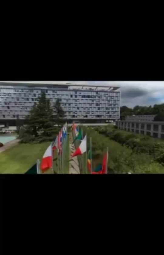 ロマン・グロージャンのインスタグラム：「In a little over 3 months, #COVID19 has changed the world in so many ways, bringing us closer together and reaffirming the importance of #HealthForAll. This video shows the key moments so far as WHO works with partners worldwide to fight #coronavirus and save lives.  #COVID19 #HealthForAll. #coronavirus」