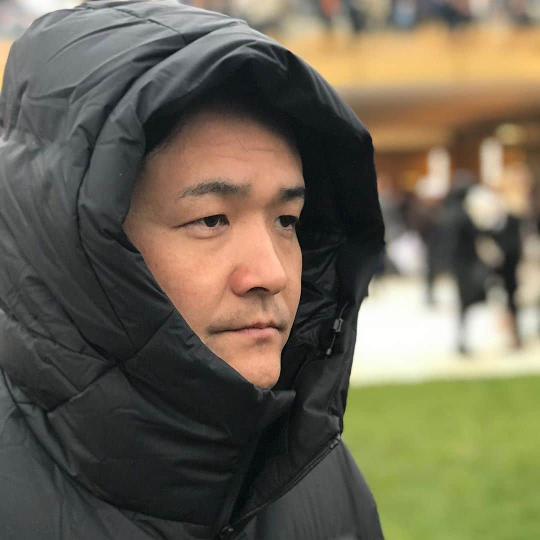 川島明のインスタグラム：「千鳥ノブ君（別バージョン）  #喪中のチンアナゴ  #１６ー０で負けてる高校サッカー部の監督  #リハの時のカオナシ  #しっかり迷子になっているウーバーイーツ配達員  #ブームの終わりを感じ_もはやここまでか_と思っているタピオカ  #バトルの相手が早口すぎて何も聞き取れてないラッパー  #自ら西南西を向いてる恵方巻  #5月25日に「#麒麟川島のタグ大喜利」が宝島社さんから出版されることになりました！  このインスタグラムに加え新ネタも盛りだくさんの総勢５９名となる豪華芸人さんが登場してます！  さらにストーリーで載せていた「#画像で一言」も大量に掲載！  とにかく時間をかけてめちゃくちゃ濃厚な大喜利本にしました。 是非皆さん買ってください！！ Amazon等で大好評予約受付中です！  #麒麟川島のタグ大喜利」