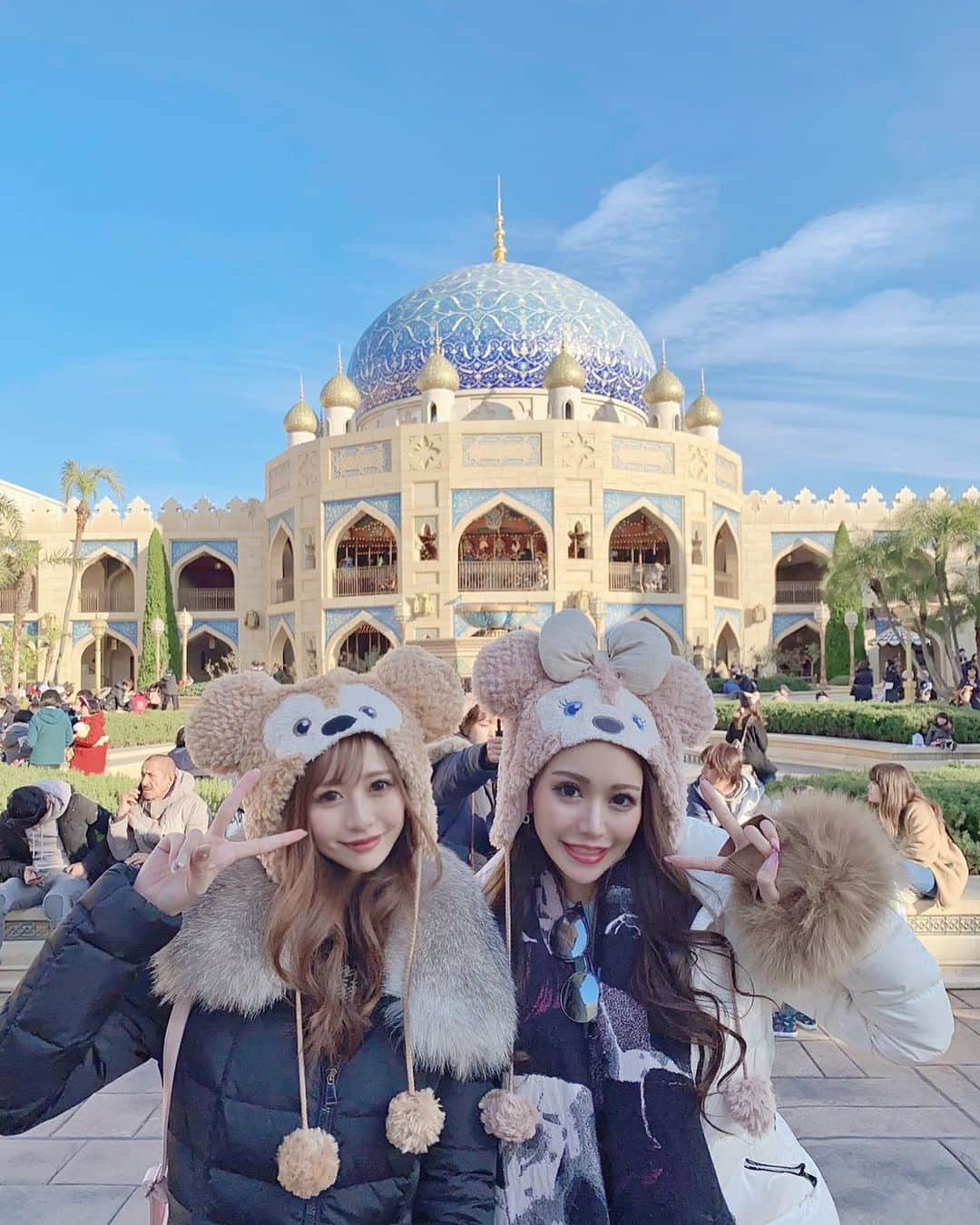 桜ゆみさんのインスタグラム写真 - (桜ゆみInstagram)「. お天気良くてディズニー日和だった😍💕 .  #disneysea #disneyseatokyo #disneyseajapan #disneysea🌏 #disneyseafood #ディズニーシー #ディズニーシーコーデ #ディズニーシーグッズ #ディズニーシーグルメ #ディズニーシー #トイストーリーマニア #duffyandfriends #duffyfriends #duffycode #shelliemay #shelliemaybear #shelliemay公仔 #shelliemaycode #ダッフィーコーデ #ダッフィーグッズ #ダッフィー #シェリーメイ #シェリーメイコーデ  #fabric #新宿ファブリック #ファブリック #キャバクラ #キャバ嬢 #歌舞伎町 #歌舞伎町キャバ嬢 #桜ゆみ」5月6日 22時09分 - yumi.sakura1111