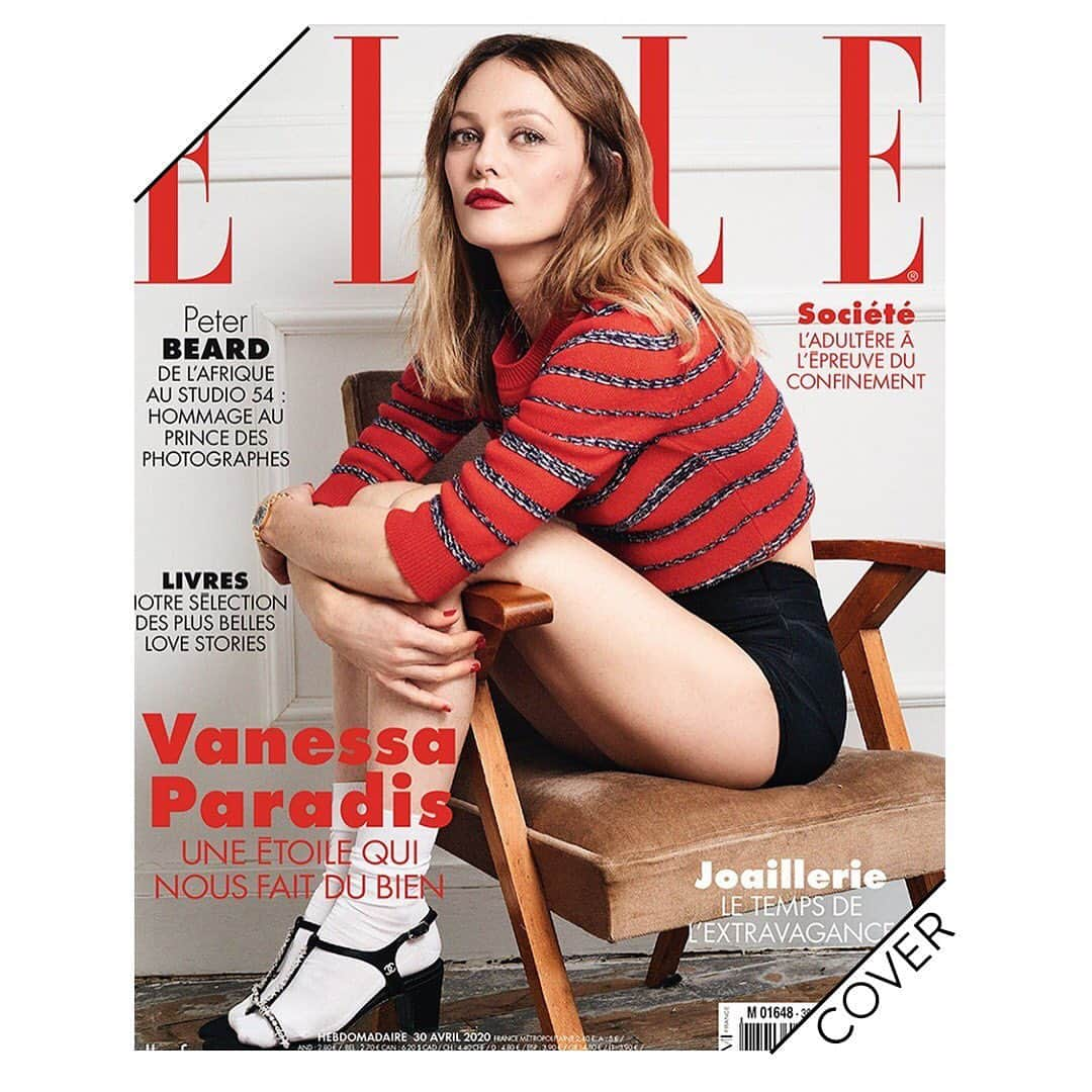 CALZEDONIAさんのインスタグラム写真 - (CALZEDONIAInstagram)「Cover story! ✨ The beautiful @vanessa.paradis on the cover of @ellefr in her Calzedonia Socks! #Editorial #Calzedonia #ItalianLegwear #Socks #repost」5月6日 22時09分 - calzedonia