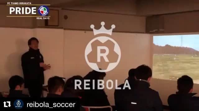 チョ・ヨンチョルのインスタグラム：「운전 인터뷰. 기대되는 FCtiamo 다큐멘터리📽 . #Repost @reibola_soccer with @get_repost ・・・ ®️ #REIBOLA #レイボーラ #動画 #REALDAYS #ドキュメンタリー #episode1 #FCTIAMO枚方 #小川佳純 #田中英雄 #チョヨンチョル #comingsoon...」