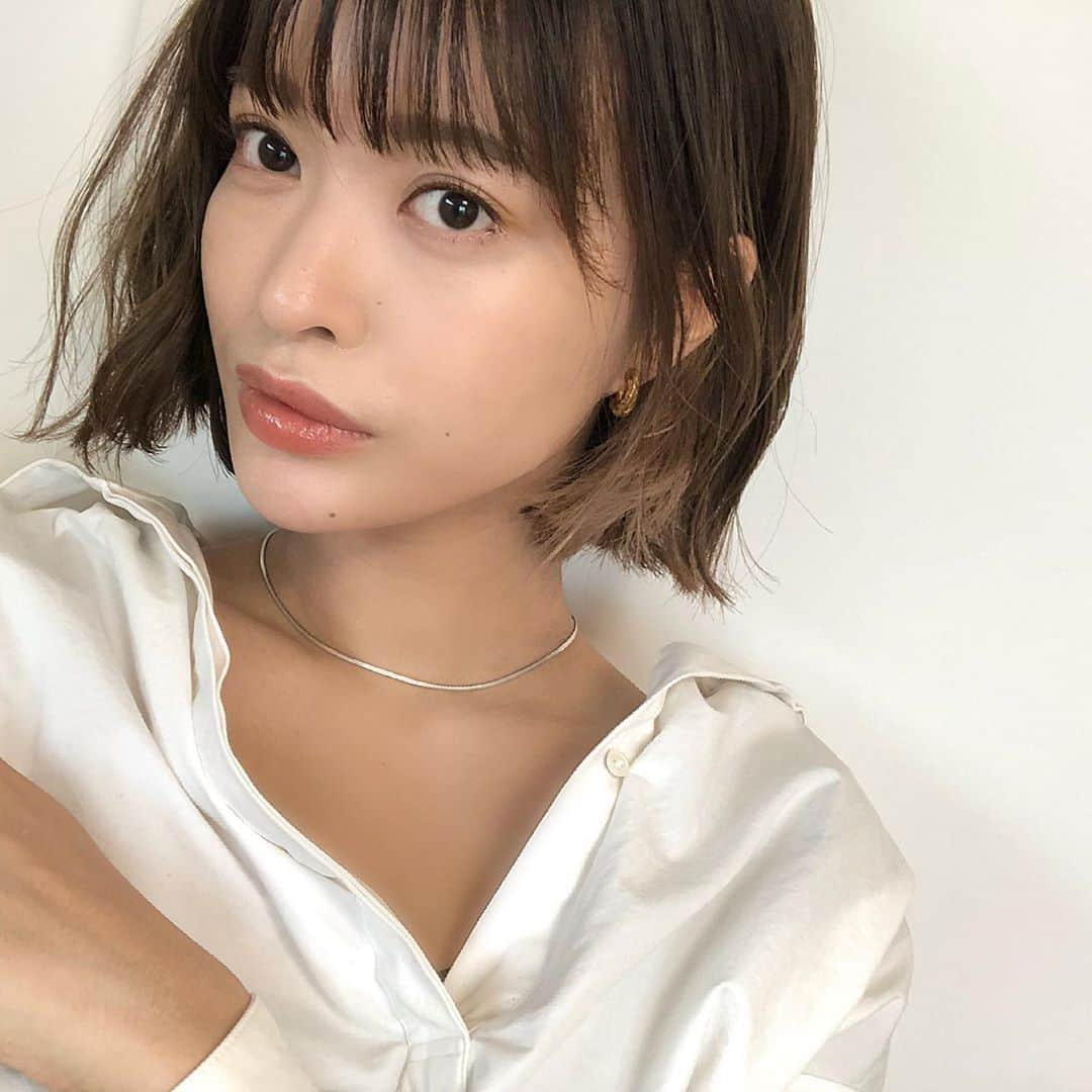 松川あいのインスタグラム：「毎日メイク♡ YouTubeの。詳しくは動画で🎥 アクセやもろもろタグ付けしてます」