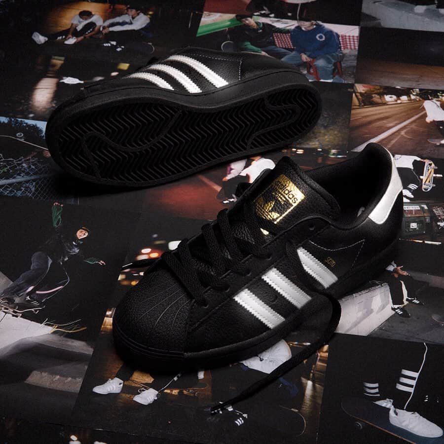 adidas Skateboardingのインスタグラム：「/// The Superstar ADV by Jenn Soto is a fine-tuned classic icon remastered specifically for skateboarding. Featuring an adiPRENE molded sockliner with a sticky rubber outsole for optimal board feel. Finer details include the “Fly Past The Moon” embroidery along the heel and reflective stripes that sit atop the premium leather upper. Available May 9. •  #adidasSkateboarding #Superstar」