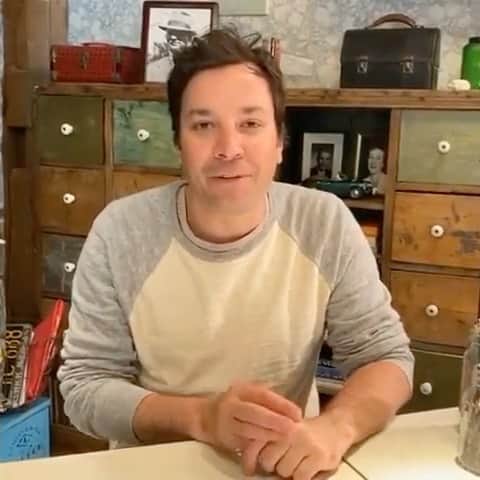 エズラ・クーニグのインスタグラム：「did a lil FOTB medley on @fallontonight last night - link in bio for the whole thing !⁣ ⁣ flower moon —> big blue —> stranger —> big blue」