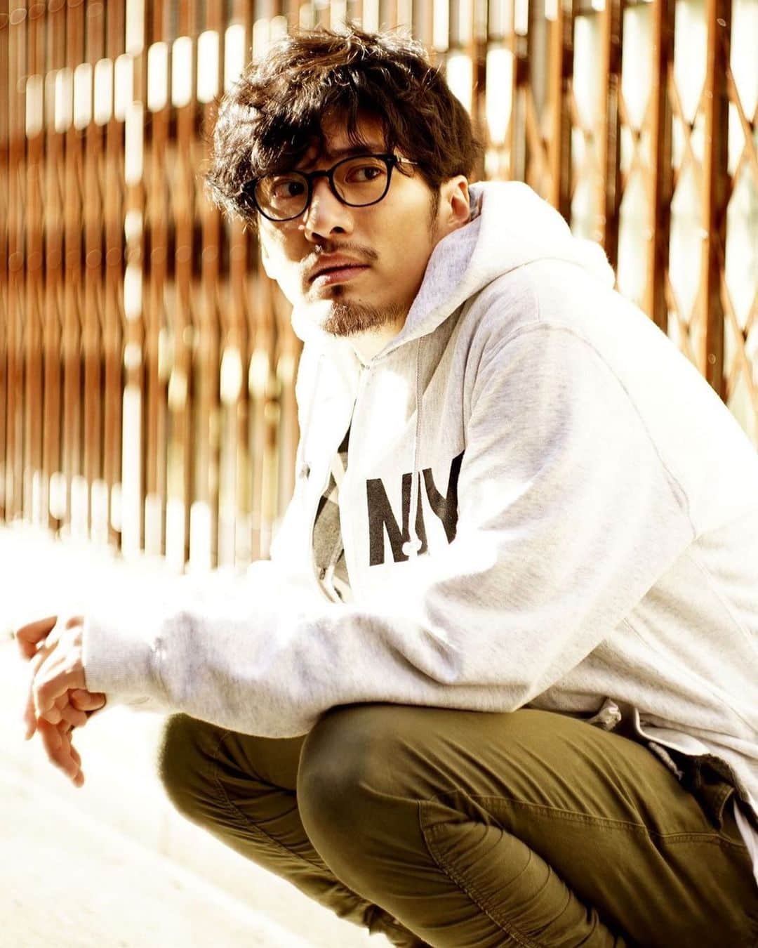 岸本卓也のインスタグラム：「35歳になりました。いつも応援していただきありがとうございます。これからも一つ一つ着実に積み上げて参りますのでこれからもご声援宜しくお願いします。 #岸本卓也#actor#35thbirthday #appreciation#去年のバースデーイベントの写真です」