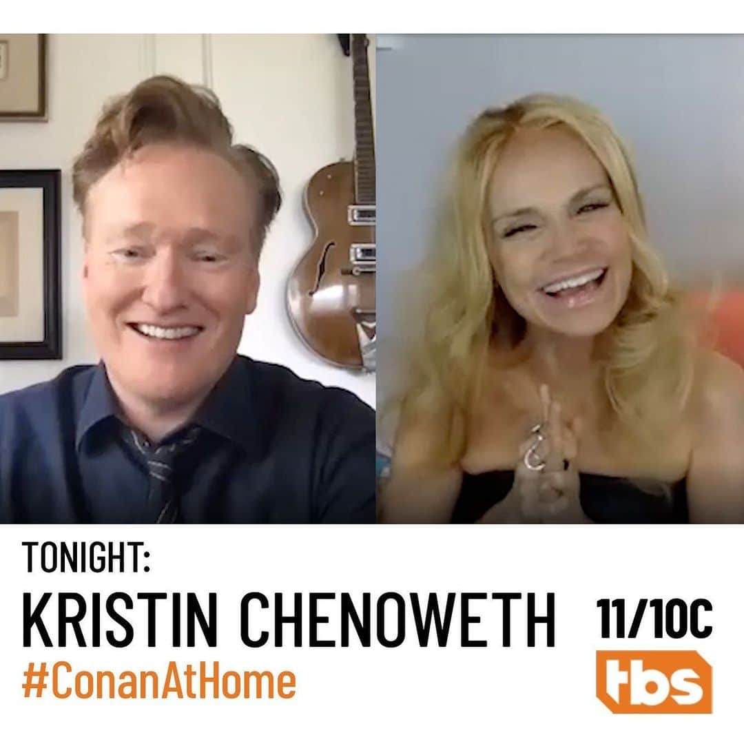 クリスティン・チェノウェスさんのインスタグラム写真 - (クリスティン・チェノウェスInstagram)「TONIGHT! Tune in to #ConanAtHome at 11/10c on @tbsnetwork! 🧡📺 @teamcoco」5月7日 8時40分 - kchenoweth