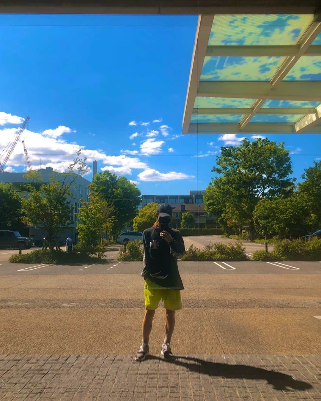 植野堀誠さんのインスタグラム写真 - (植野堀誠Instagram)「Jog at 7am. ここ最近暑くなってきてからハワイアンミュージックをかけてモーニングするのにハマってて朝からChillできてサイコーです🌴 早くみんなに会ってぺちゃくちゃ喋りながらご飯したいね。」5月7日 10時26分 - makotouenobori