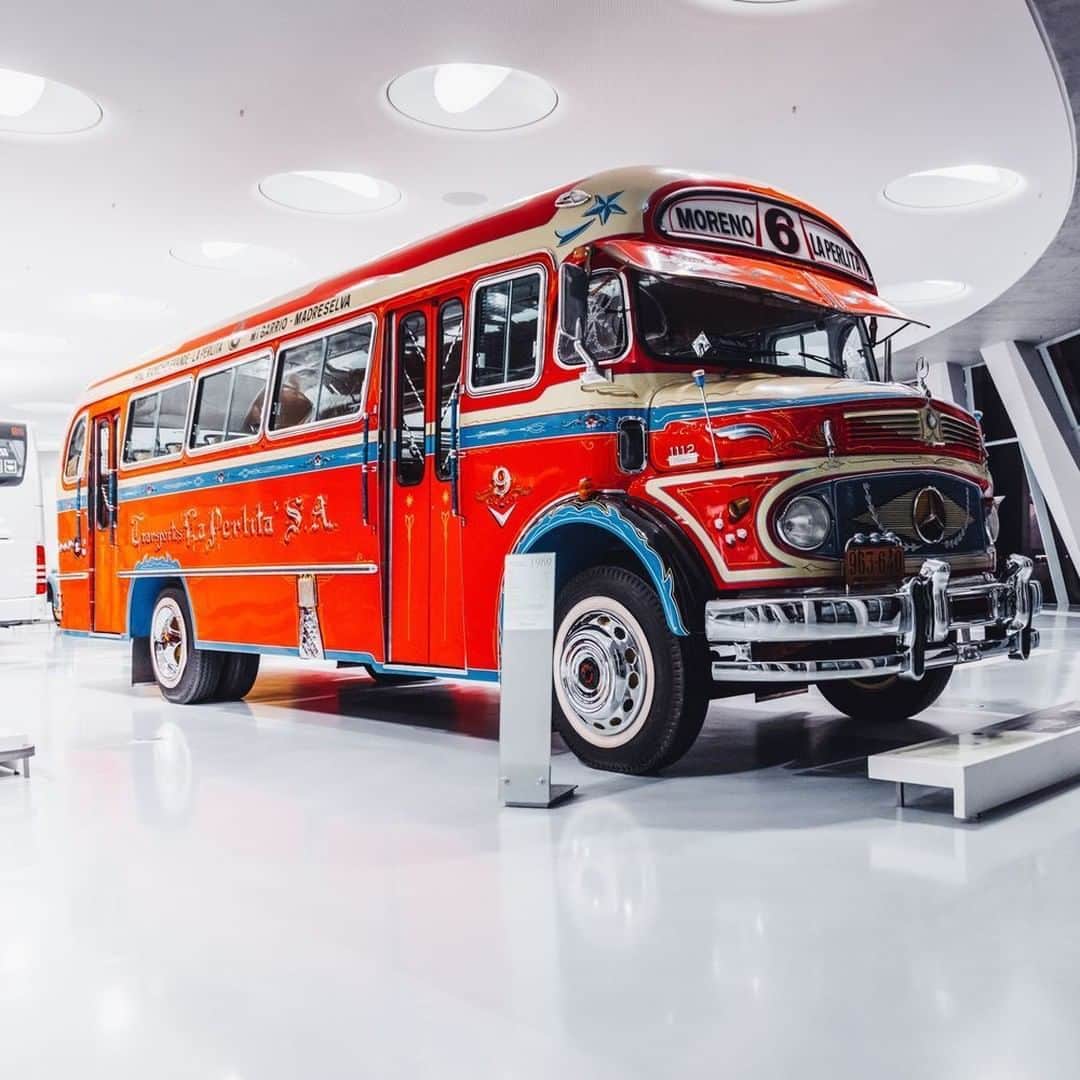 メルセデス・ベンツさんのインスタグラム写真 - (メルセデス・ベンツInstagram)「Enjoy a #museummomentofzen with this short-nose LO 1112 bus built in the Mercedes-Benz plant in Buenos Aires. The production period was 1966-1972 with 4848 units produced. #MBclassic #MBmuseum #MercedesBenz #mercedesbenzclassic #Museumfromhome #closedbutopen #digitalmuseum #ClassicCar #InstaCar #DreamCar #Classic #daimler #photography #backinthedays #performance #thebestornothing via @mercedesbenzmuseum」5月7日 11時01分 - mercedesbenz