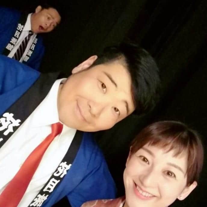 安尾信乃助のインスタグラム：「今日、7日木曜日お昼3時から高井君とインスタライブやります。  #インスタライブ #吉本自宅劇場  #よしもと新喜劇 #吉本新喜劇 #高井俊彦 #安尾信乃助」