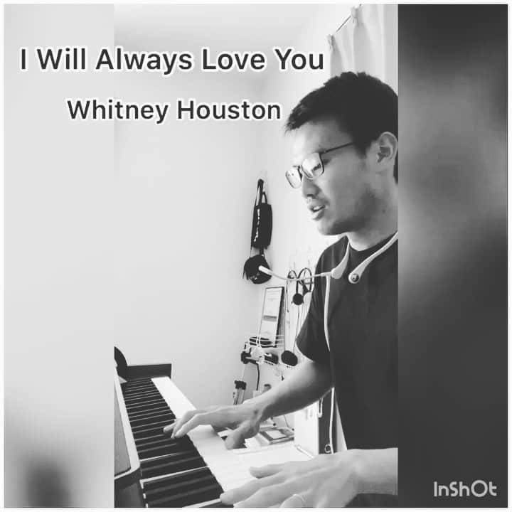 島川俊郎のインスタグラム：「#iwillalwaysloveyou #ボディガード  #whitneyhouston  #歌ってみた 恥ずかしがってる事が恥ずかしい。 昨日寝起きに一言頂きました。 はい、続けます。 #継続は力なり」