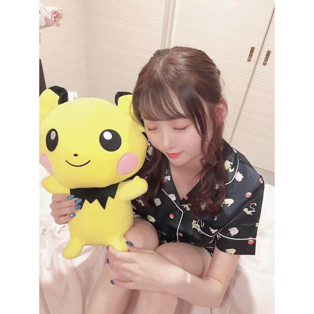 達家真姫宝さんのインスタグラム写真 - (達家真姫宝Instagram)「GUとポケモンのコラボのパジャマめっちゃかわいい🥺 （ママがネットでGETしてくれた）#gu #ポケモン」5月7日 23時00分 - makiho_official