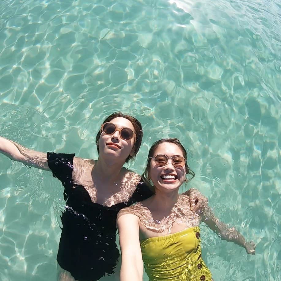 井村亜里香さんのインスタグラム写真 - (井村亜里香Instagram)「早く海で泳げる日がきますように❤︎ gopro見てたら懐かしのボラカイ島旅の お気に入りムービーたちが出てきた🌼 何回も撮り直して大爆笑した記憶😂 @ishidakazuho お付き合いありがとう◎笑 ・ #beach#Philippines#philippinestravel  #travel#girlstrip#trip#ocean#gopro #ビーチ#海#フィリピン#フィリピン旅行  #女子旅#ビーチ#旅行#ボラカイ島」5月7日 23時24分 - arika_imura