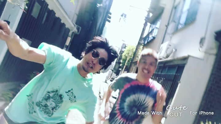 大迫一平のインスタグラム：「いつまでたっても。 coming soon！ 1pay channel #ペイちゃんねる #次回 #植木チャリンコを買う #乞うご期待」