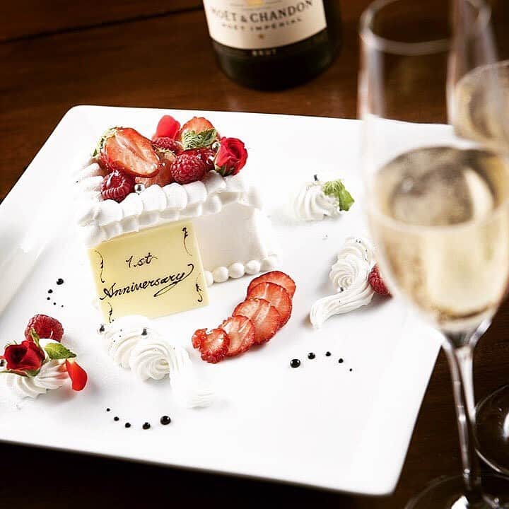 東京タワーの麓の結婚式のグルメインスタ