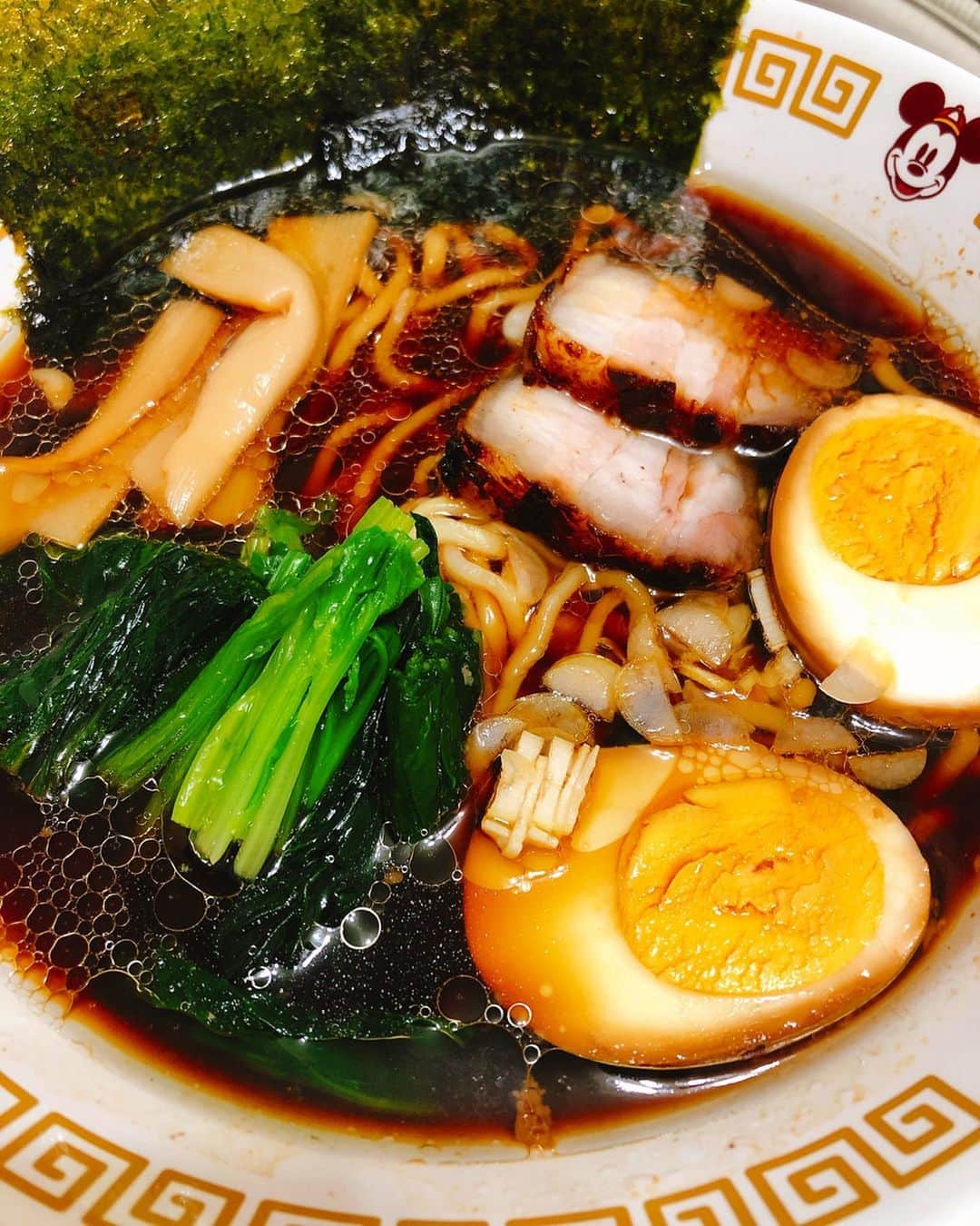 のインスタグラム：「今日も昨日もせっせと自分のためだけにご飯を作っている私です﻿ ﻿ それがこの世界の為になる素敵な時間です﻿ ﻿ 良い天気です﻿ ﻿ 、、、、、、、、、お出掛けしたいです﻿ ﻿ #ちゃー飯 #チャークッキング #yummy #Delicious #good #love #handmade #made #in #moana #instagram #instagohan #instafood」