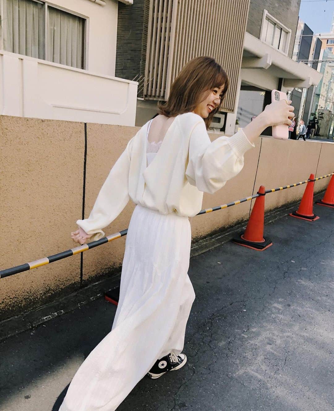江野沢愛美さんのインスタグラム写真 - (江野沢愛美Instagram)「White🍦  all @colice_official #ファッション」5月7日 17時39分 - enosawa_manami
