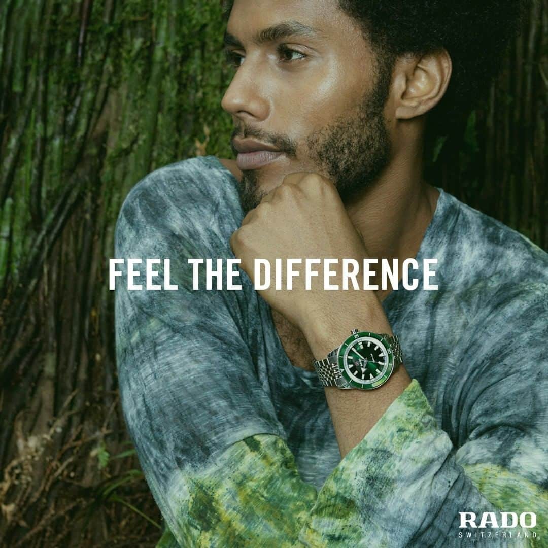 のインスタグラム：「The difference of a Rado watch needs to be felt. Feel it for yourself with our Captain Cook Automatic, inspired by the strength in nature’s materials and its green hues. #RadoCaptainCook #Feelit」