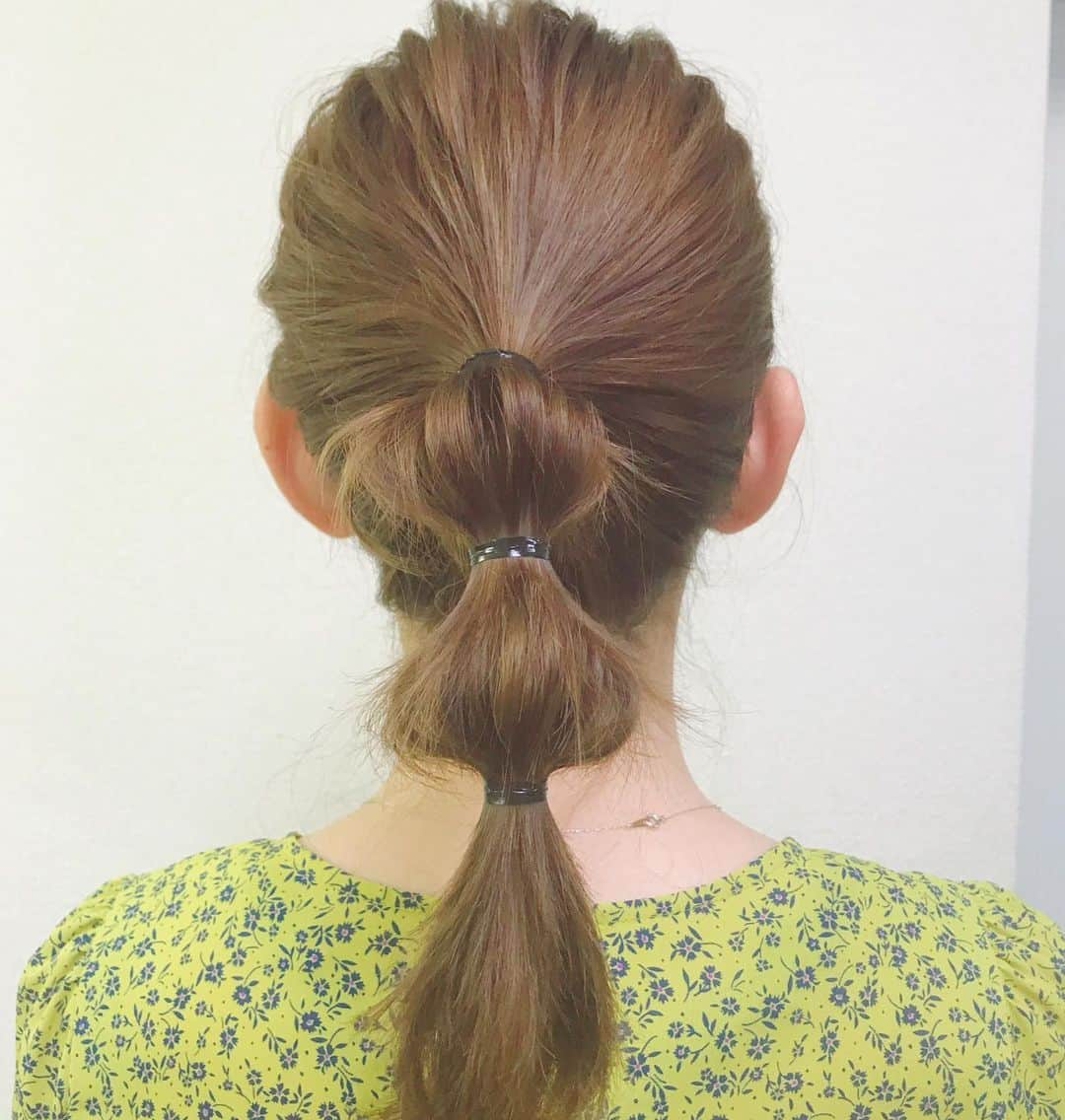 宮﨑真実さんのインスタグラム写真 - (宮﨑真実Instagram)「前の投稿のヘアアレンジ👏髪を巻かずにできるヘアアレンジありがたい👯‍♀️ #ヘアアレンジ #ヘアアレンジ簡単 #簡単ヘアアレンジ #ボブアレンジ #ボブ #アレンジ #アレンジ動画 #九州 #びようしつ #美容室 #みんなでつくる高総体」5月7日 18時32分 - miyazakimami.spocom