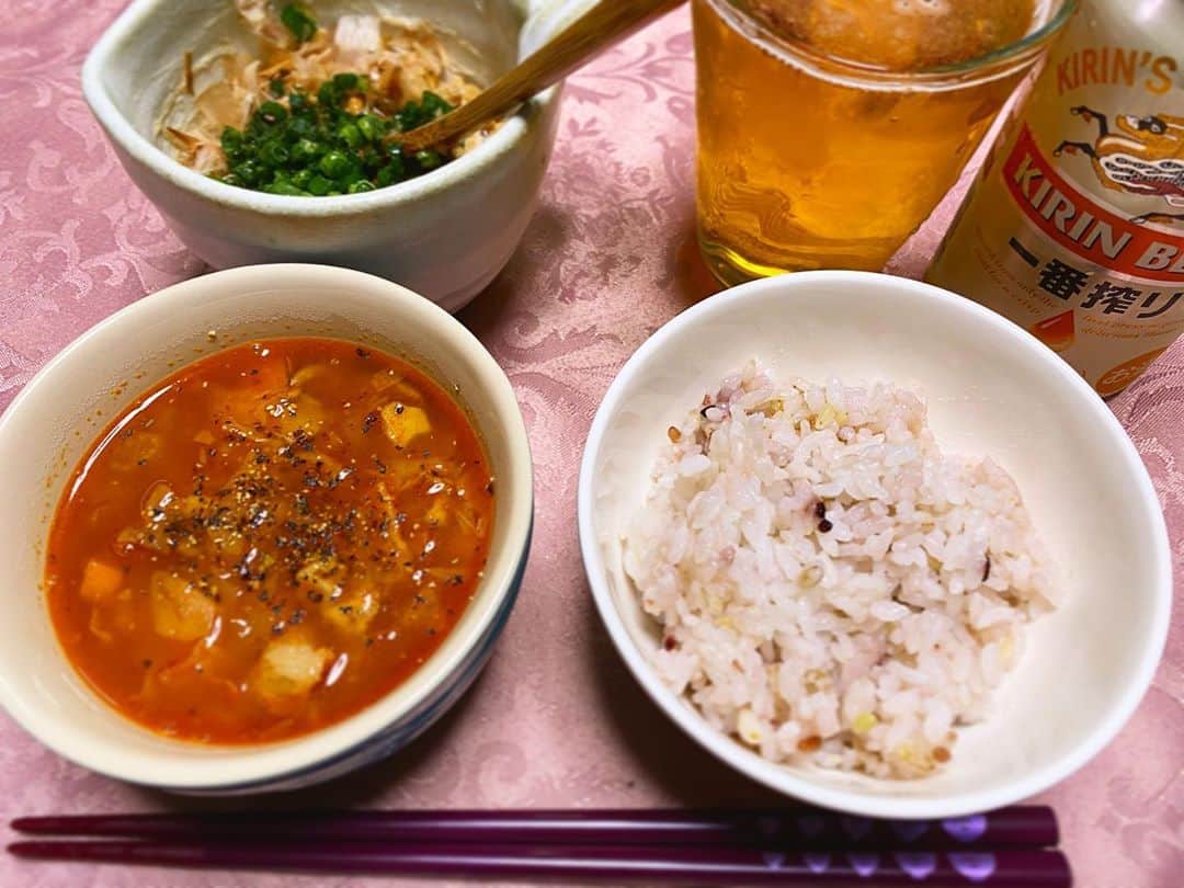 岩間恵さんのインスタグラム写真 - (岩間恵Instagram)「最近のおうちごはん。  料理上手くなりたいなぁ〜  #常に置いてあるキリンビール #芳醇美味しい #毎日一杯のビールは #身体に良いって本当かな 🤔？笑」5月7日 19時47分 - iwamame