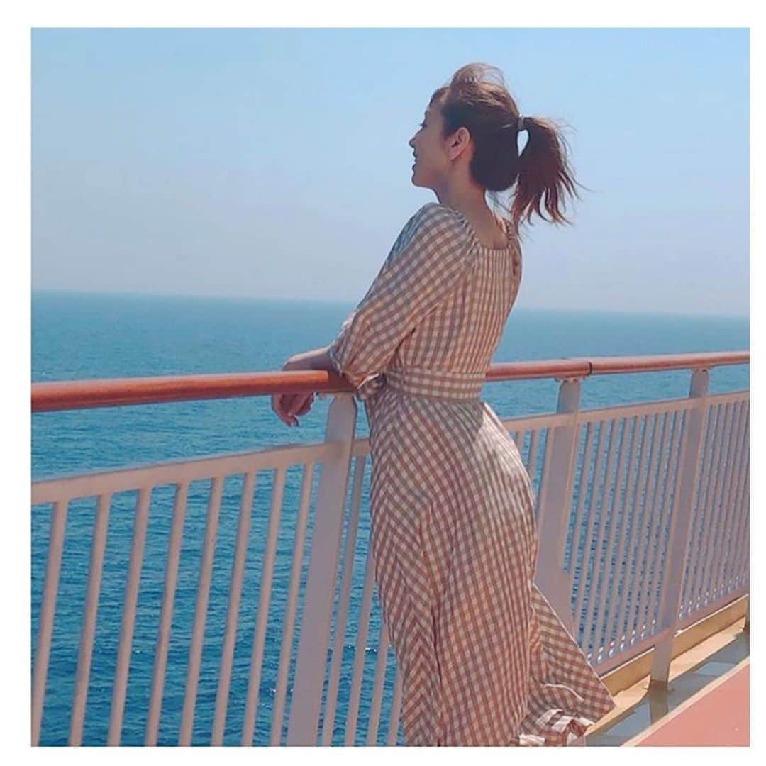 美香さんのインスタグラム写真 - (美香Instagram)「去年のゴールデンウィーク。 楽しかった10日間の船旅。 またのりへいちゃんと旅がしたいな☺️☺️☺️☺️ #思い出pic  #一年前 実は旅中ずっと体調不良で🤭 プール…辛かったなぁ笑」5月7日 20時16分 - mikaofficial99