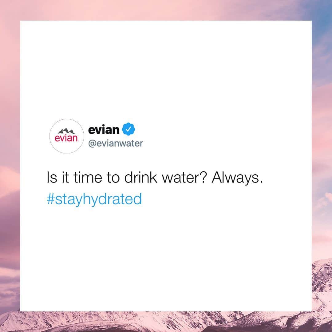 evianさんのインスタグラム写真 - (evianInstagram)「Everybody’s got ⏰ for that! ​💧 #evian #positivedrops #stayhydrated」5月7日 20時37分 - evianwater