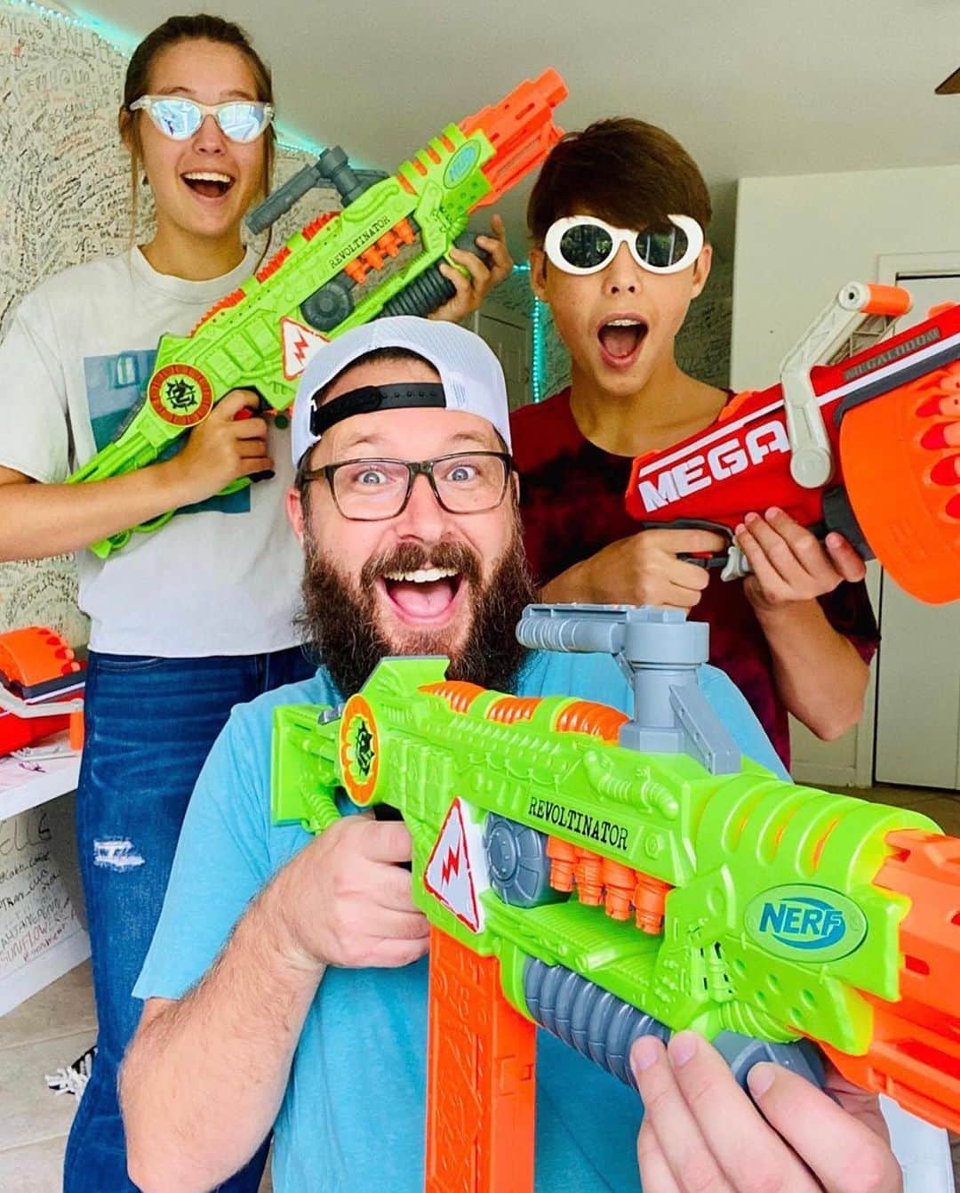 Hasbroさんのインスタグラム写真 - (HasbroInstagram)「#Repost @jasoncoffee: #Nerfpartner We are having a total BLAST with our Nerf Blasters! Watch our Story to see who won the target competition. #Nerf #BringHomeTheFun」5月8日 8時58分 - hasbro