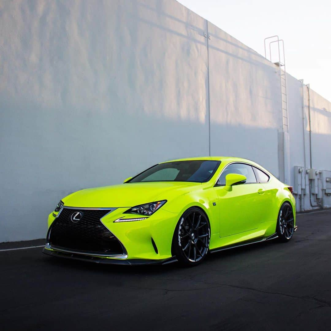 Lexus USAさんのインスタグラム写真 - (Lexus USAInstagram)「Crowdsourced. Crowd pleased. #LexusRC Real-Time. #TBT」5月8日 8時11分 - lexususa